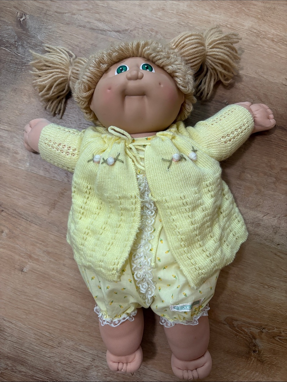 Cabbage Patch Kids Coleco 1984 - Head Mold #3 OG Coleco Outfit Blonde Yarn Hair